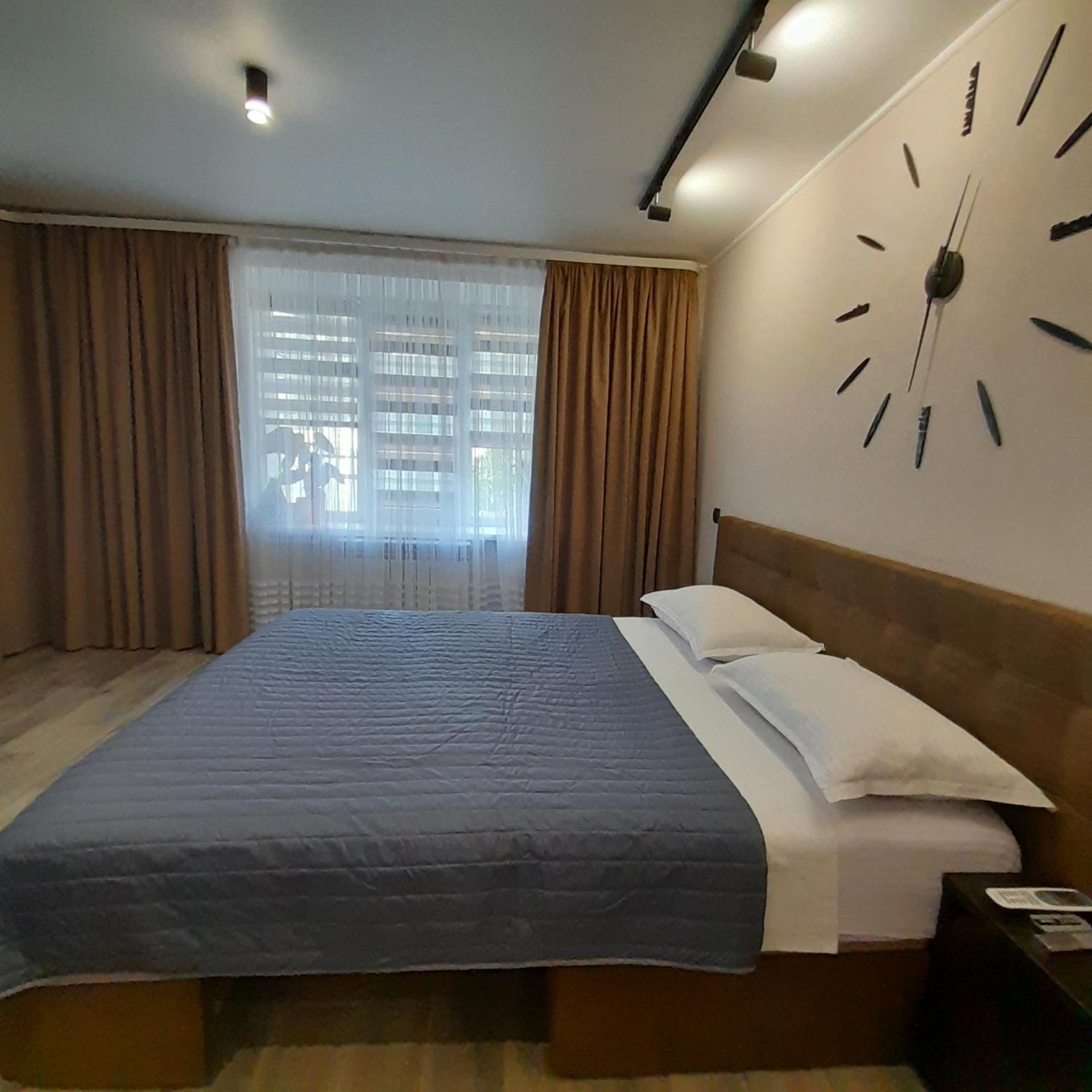 Lux Apartment In City Center Kremenchuk Exterior photo